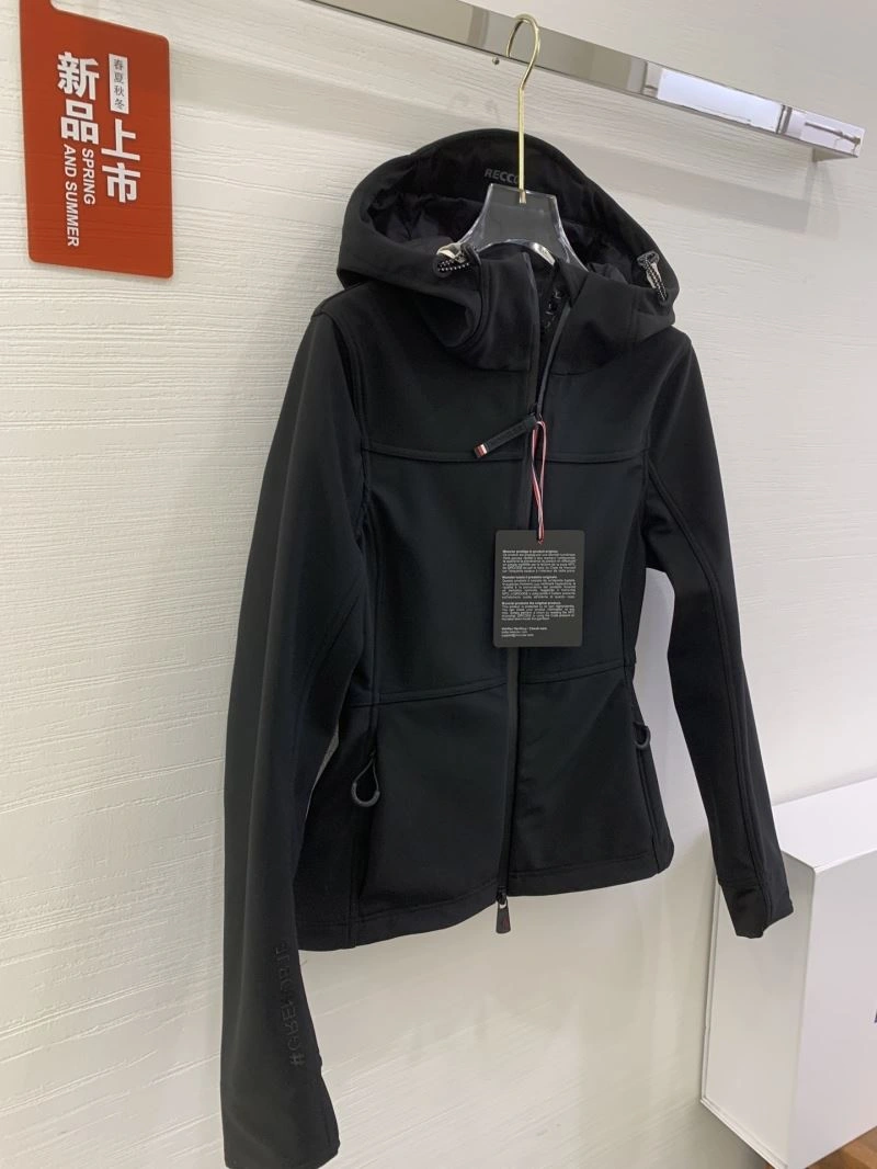 HighPerformance Moncler Outwear 143401