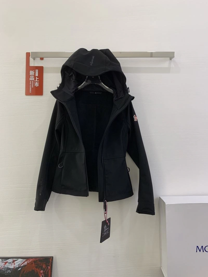 HighPerformance Moncler Outwear 143401