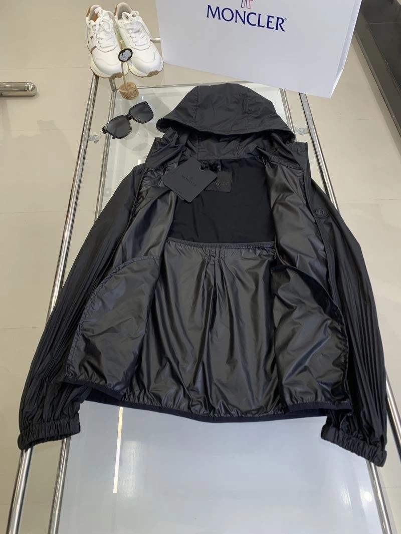 Moncler Outwear Modern 143400