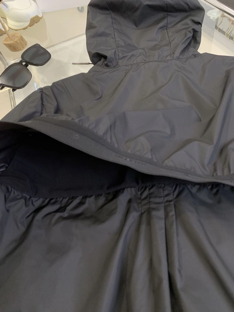 Moncler Outwear Modern 143400