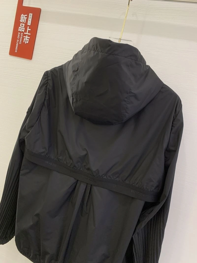 ModernLook Moncler Outwear 143377