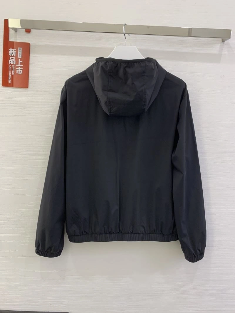 Moncler Outwear Attractive 143384