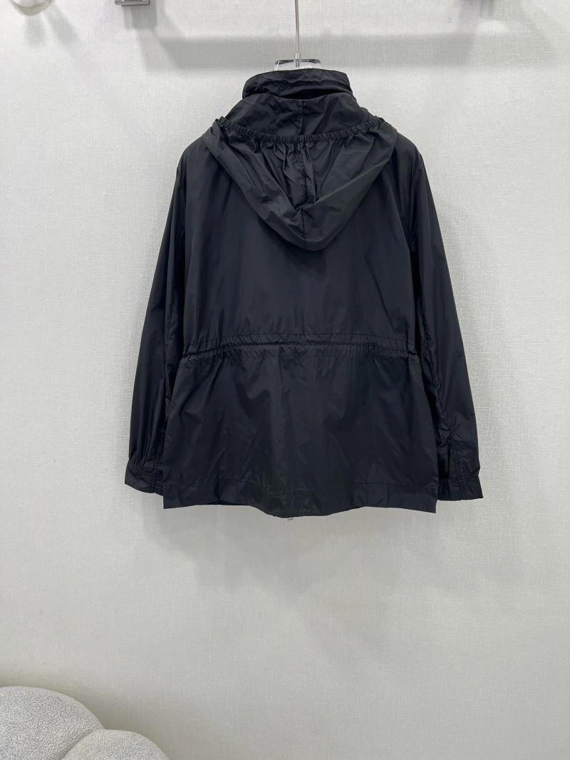 Modern Moncler Outwear 143374