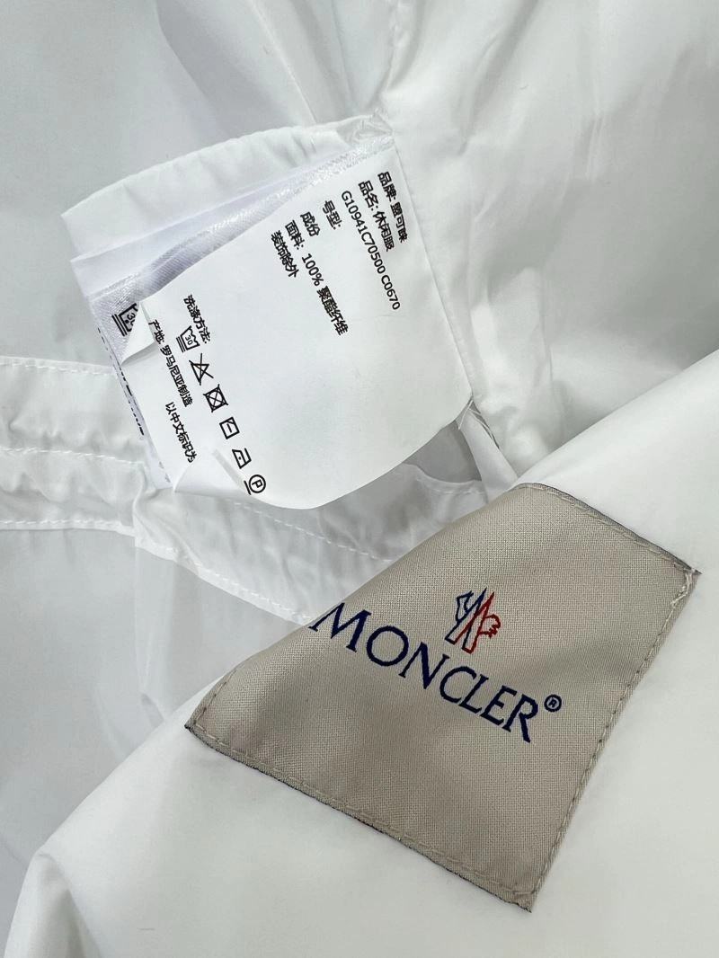 OdorResistant Moncler Outwear 143369