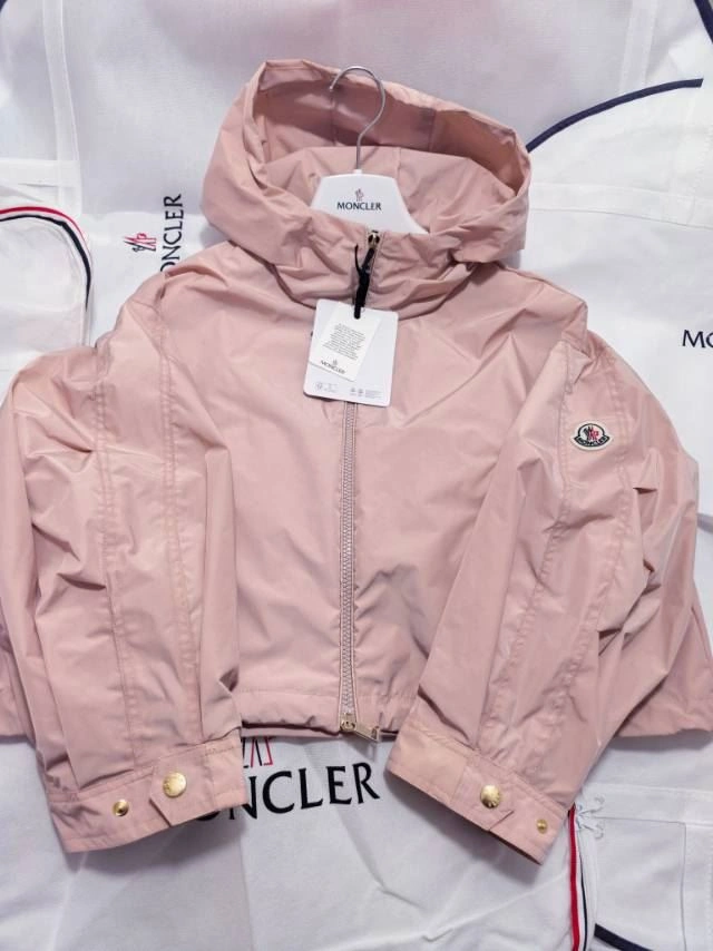 Moncler Outwear DailyWear 143395