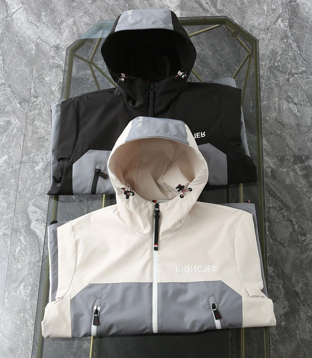Moncler Outwear Durable 143394