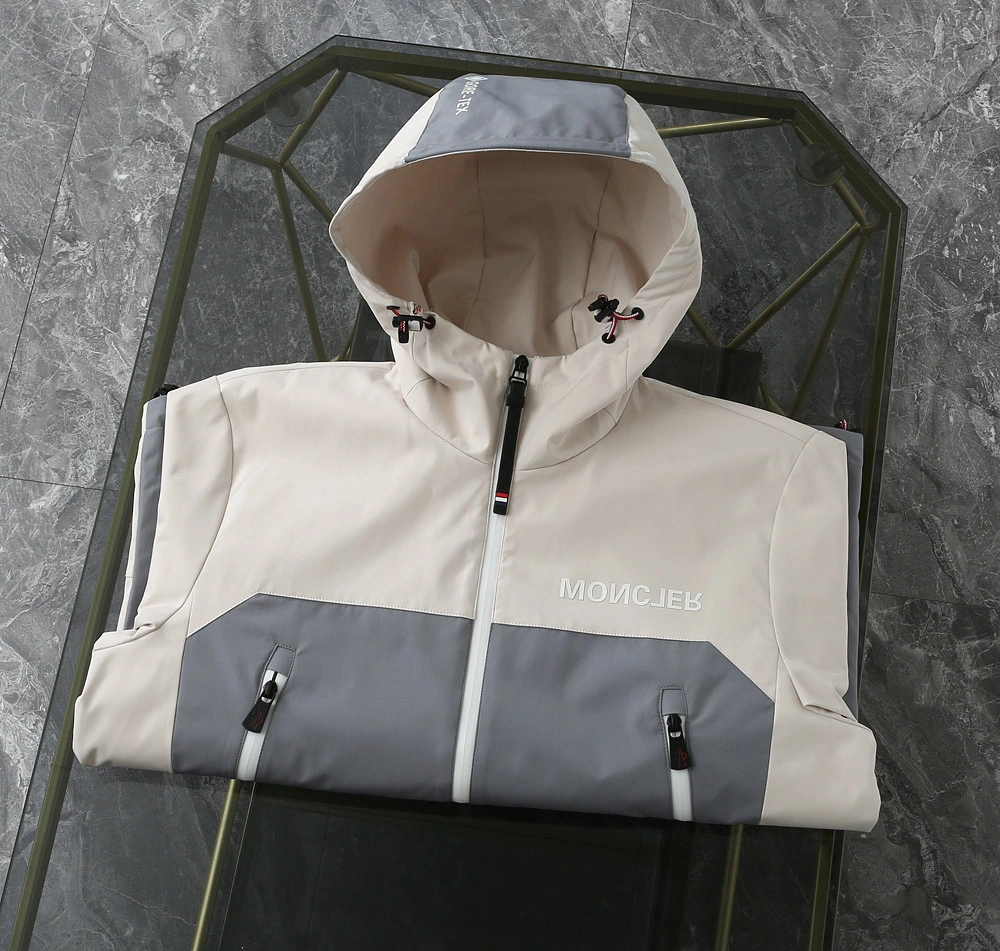 Moncler Outwear Durable 143394
