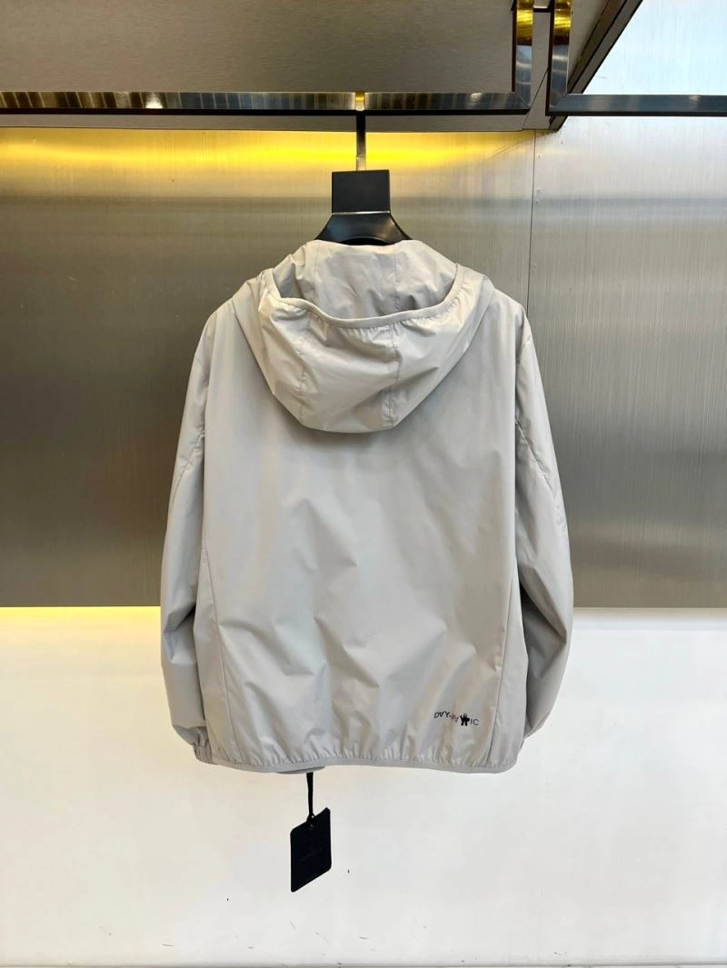 Affordable Moncler Outwear 143363