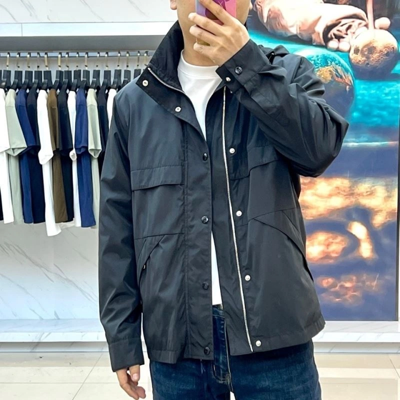 Moncler Outwear Upgraded 143389