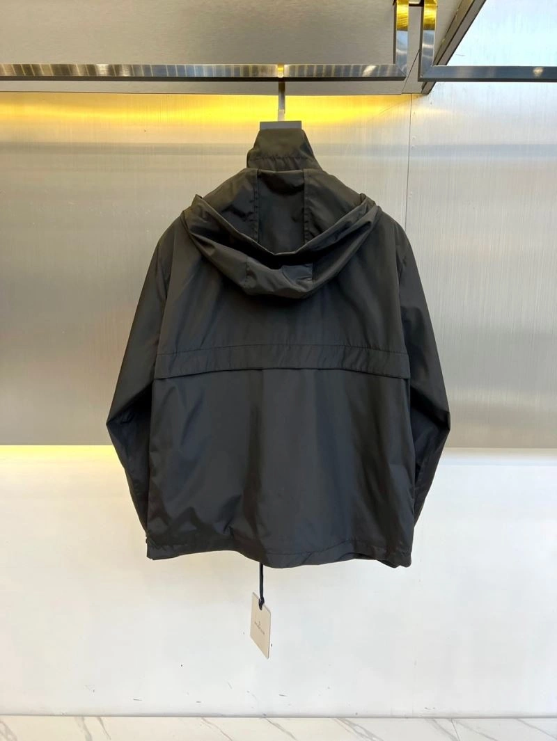 Moncler Outwear Upgraded 143389