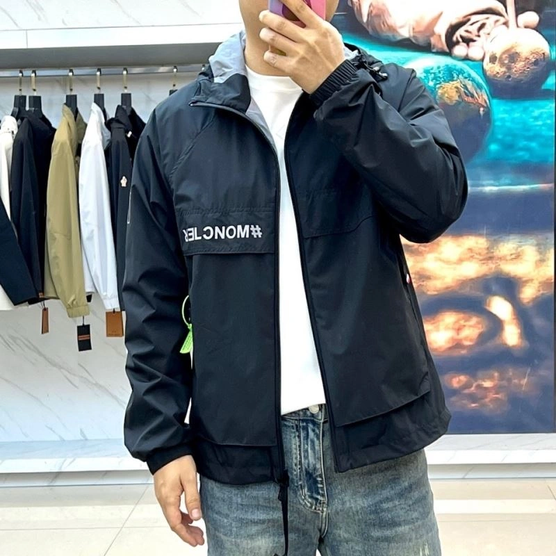 FlexibleFit Moncler Outwear 143370