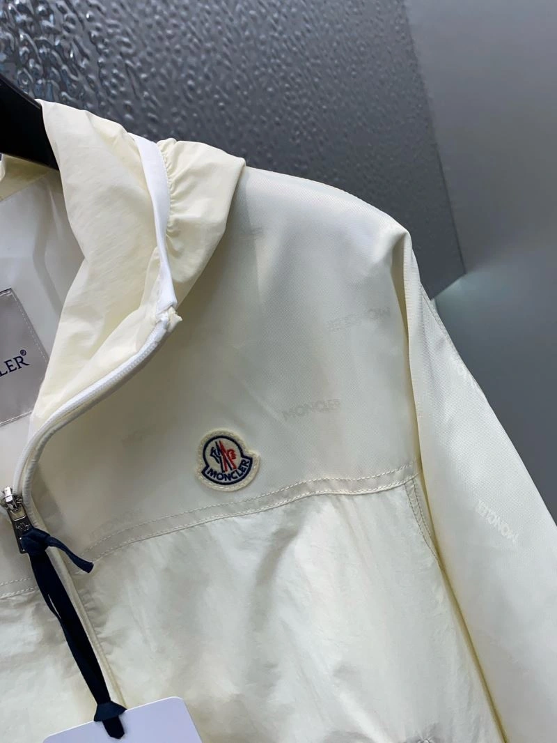 AllSeason Moncler Outwear 143380