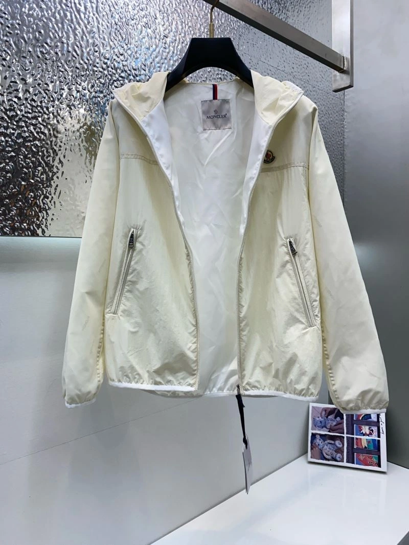 AllSeason Moncler Outwear 143380