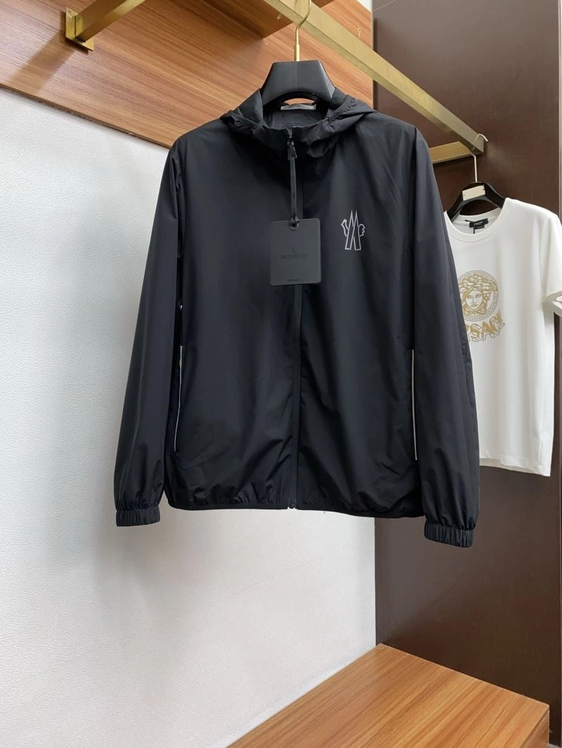 Moncler Outwear Refined 143376