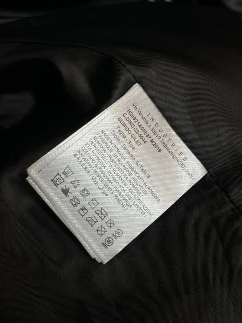 Affordable Moncler Outwear 143390