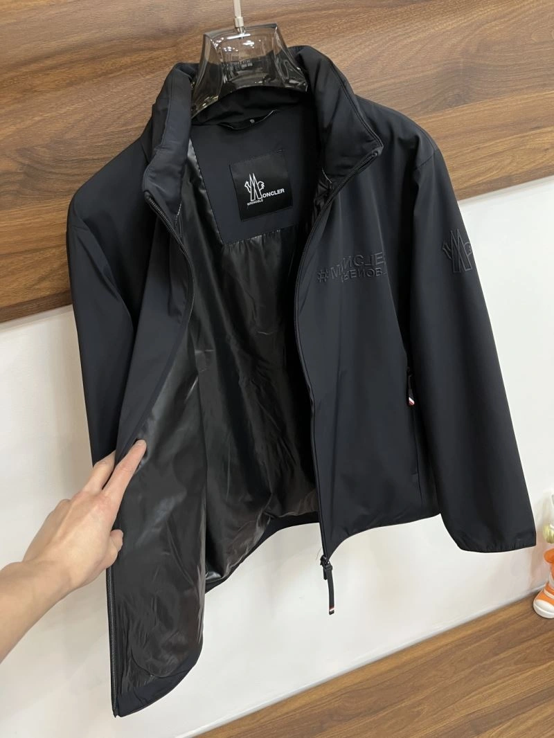 Moncler Outwear AllSeason 143393