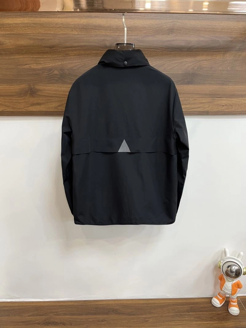Moncler Outwear AllSeason 143393