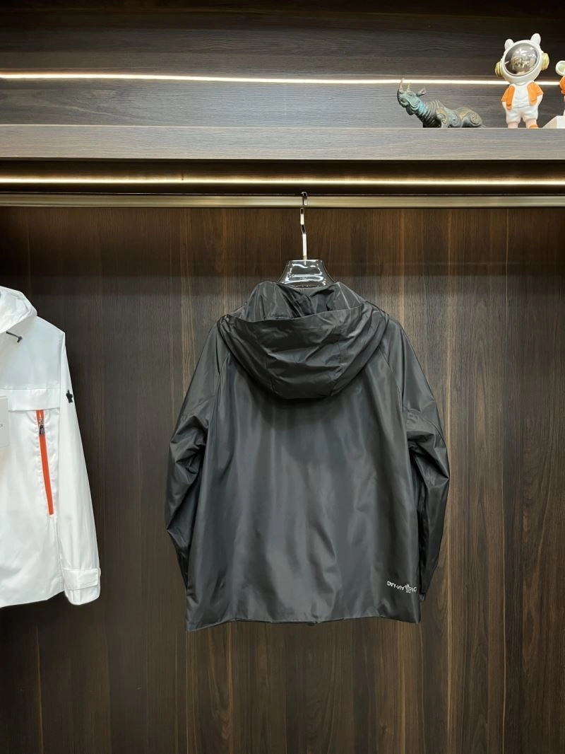 ZeroBulk Moncler Outwear 143362