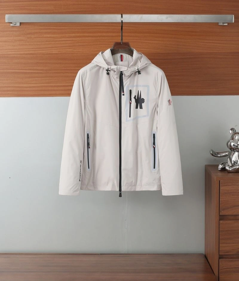 OdorResistant Moncler Outwear 143356