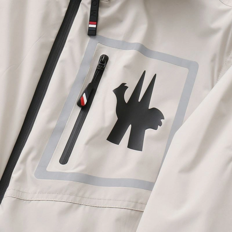 OdorResistant Moncler Outwear 143356
