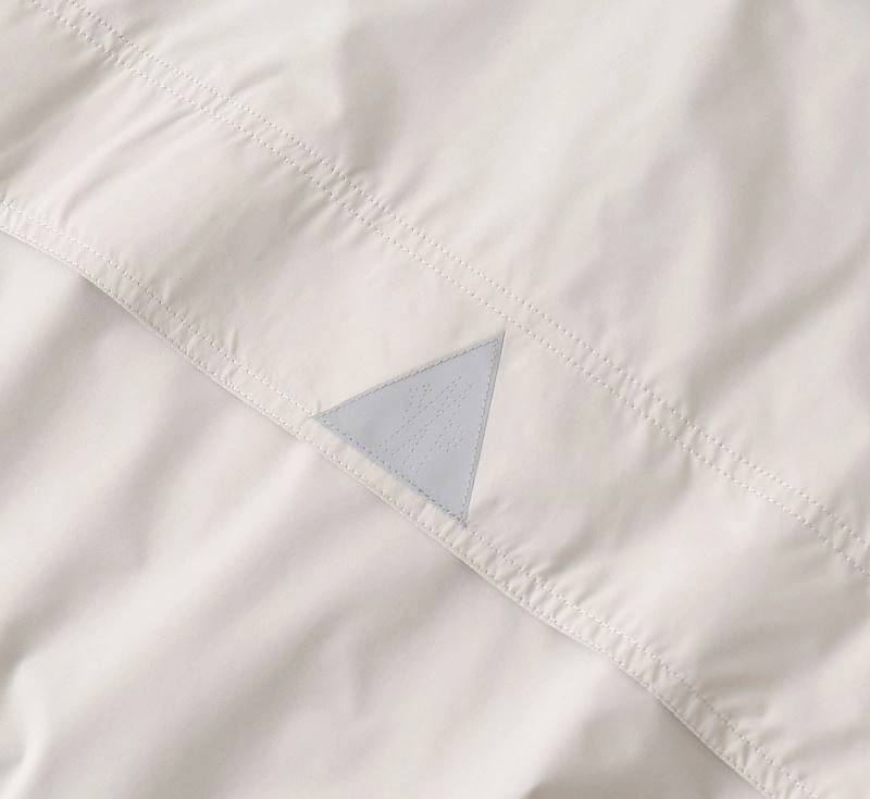 Resilient Moncler Outwear 143354