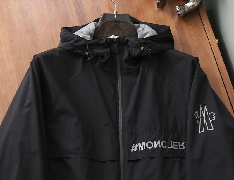 Moncler Outwear Functional 143353