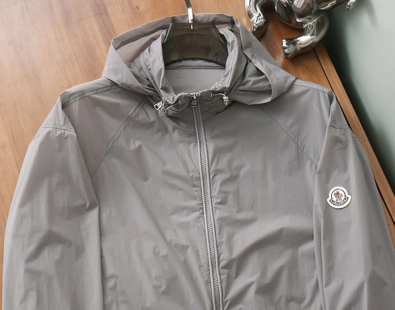 Affordable Moncler Outwear 143345