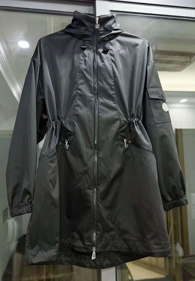Moncler Outwear FlexibleFit 143340