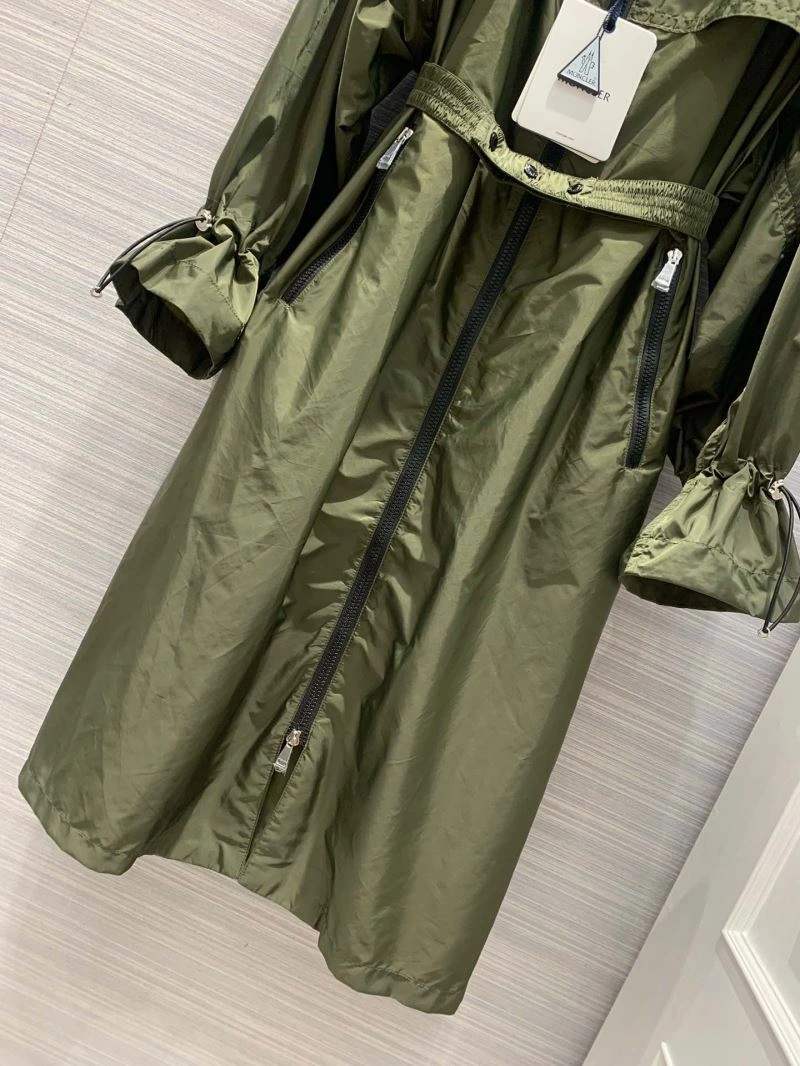 Moncler Outwear Durable 143334