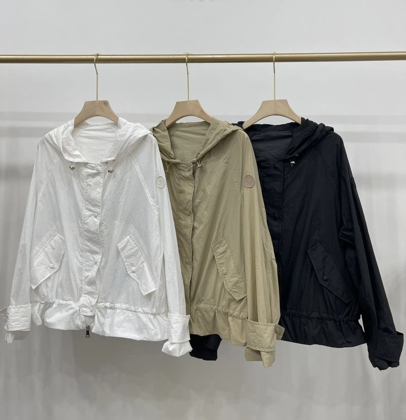 Moncler Outwear Breathable 143339