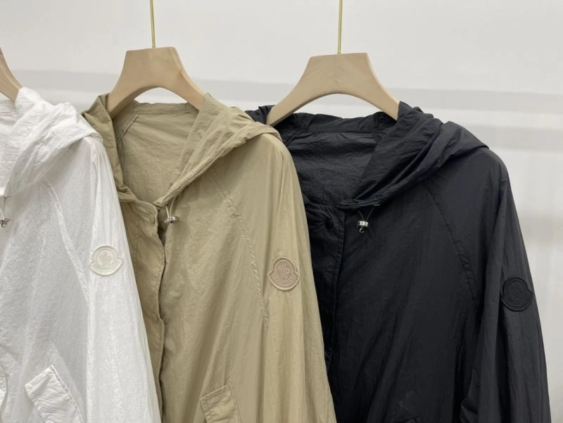 Moncler Outwear Breathable 143339