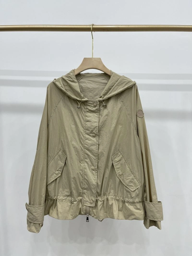 Moncler Outwear Breathable 143339