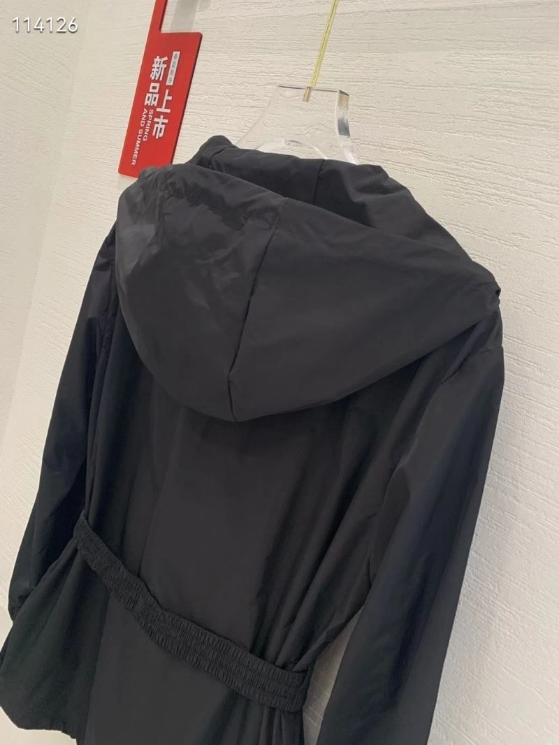Moncler Outwear Attractive 143347