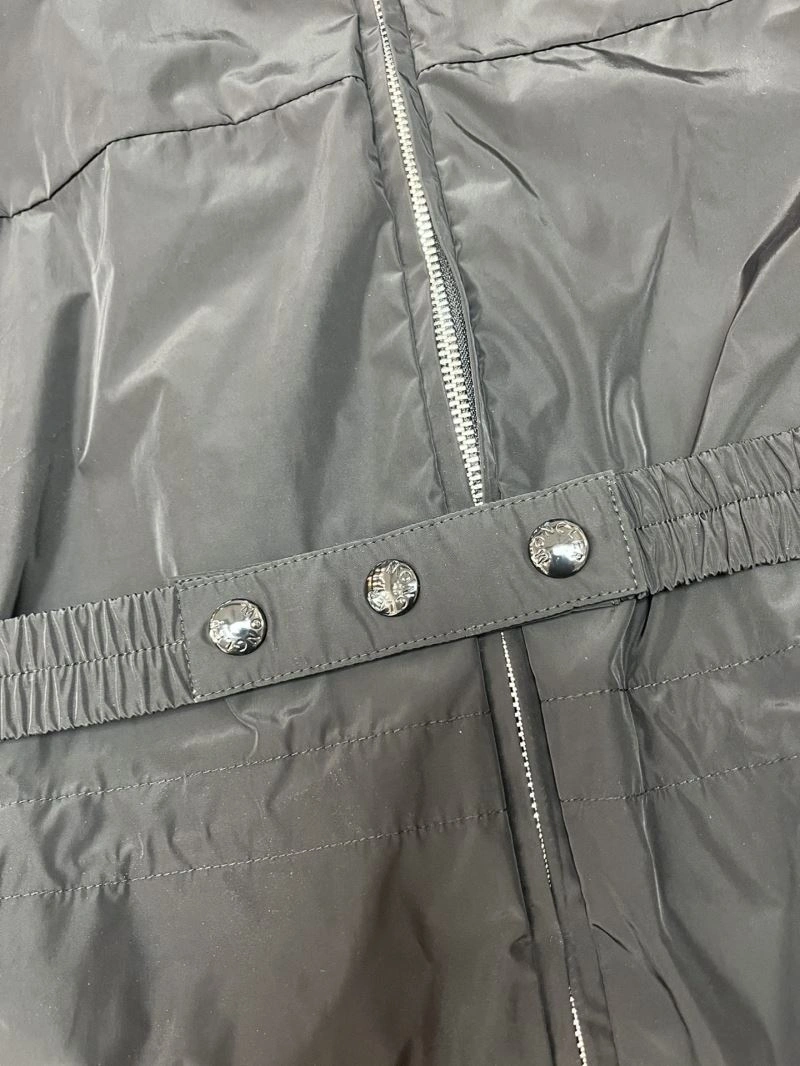 Practical Moncler Outwear 143341