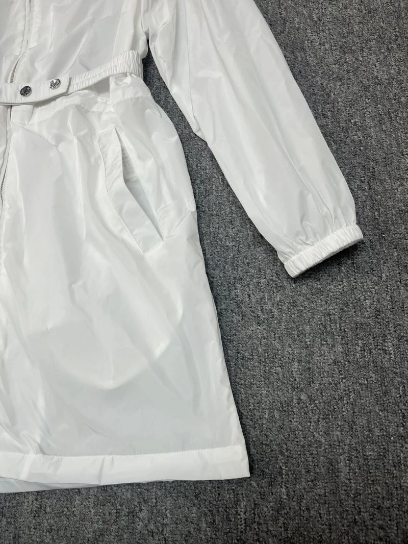 Moncler Outwear MultiPurpose 143327