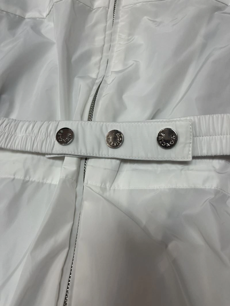 Moncler Outwear MultiPurpose 143327