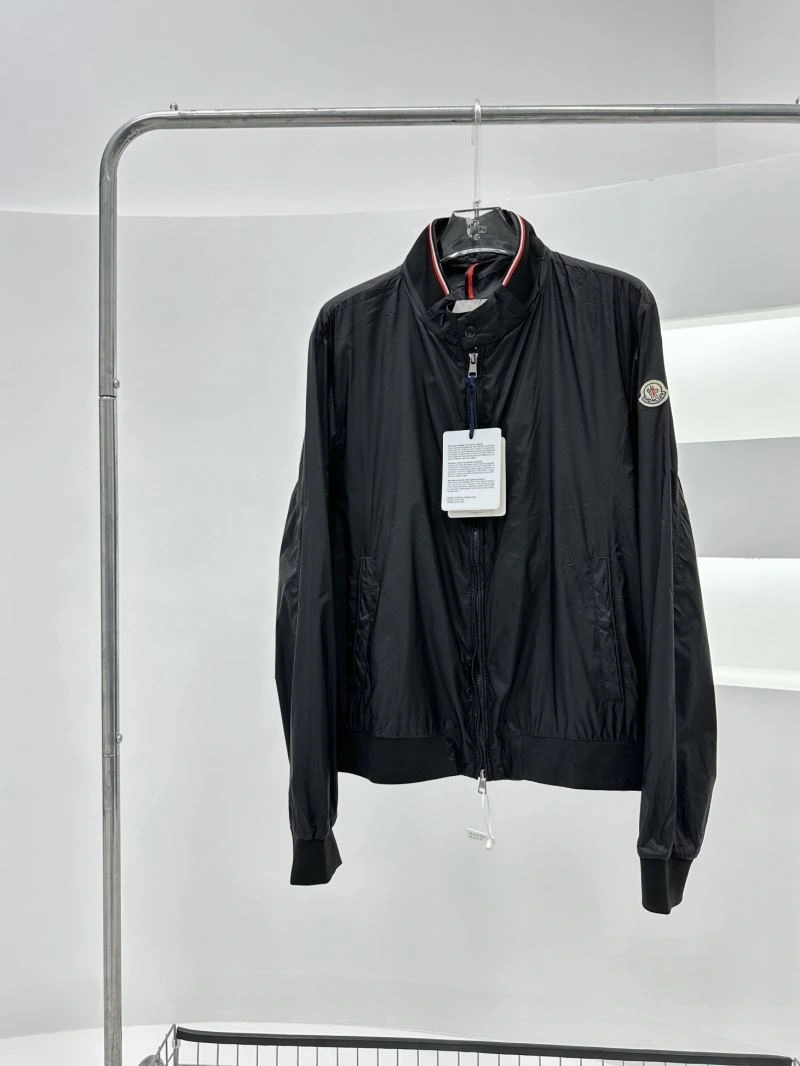 SmartChoice Moncler Outwear 143342