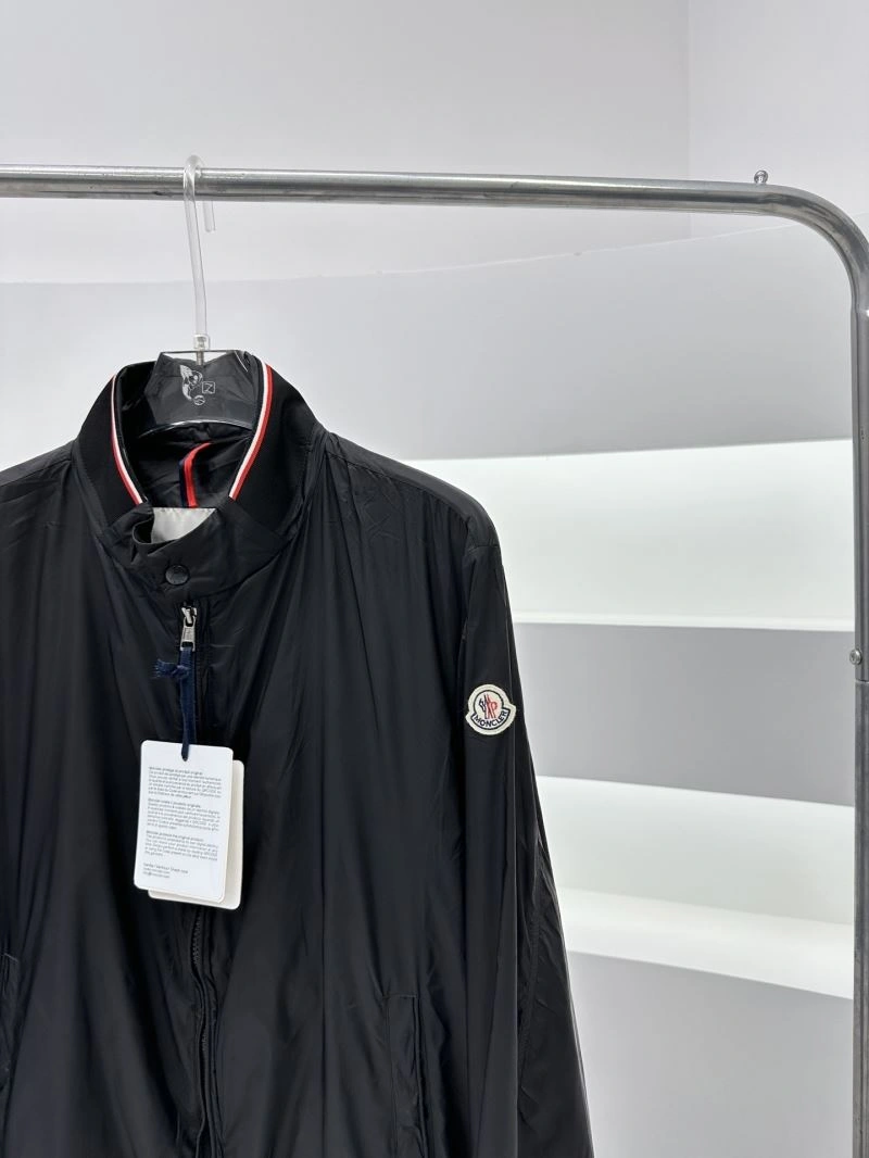 SmartChoice Moncler Outwear 143342