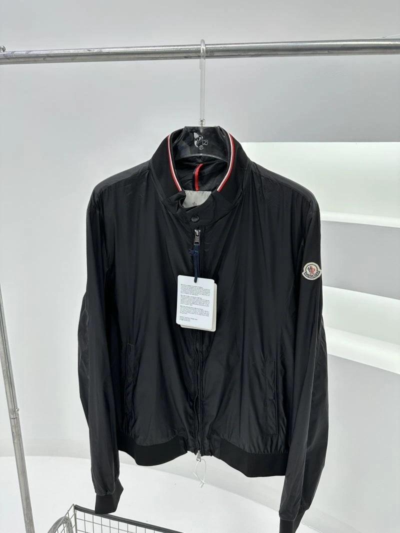 SmartChoice Moncler Outwear 143342