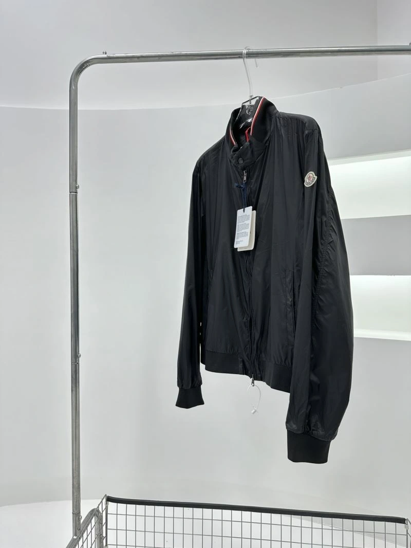 SmartChoice Moncler Outwear 143342