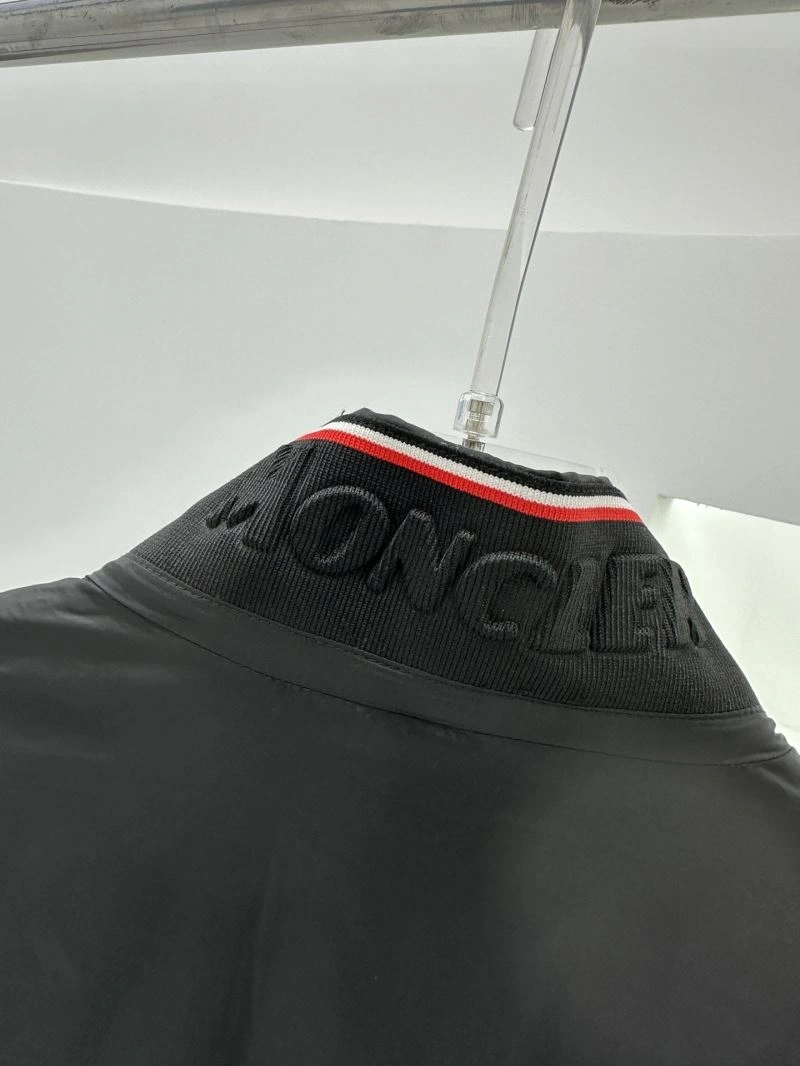 SmartChoice Moncler Outwear 143342