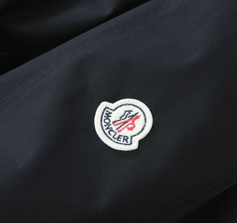 MoistureWicking Moncler Outwear 142543