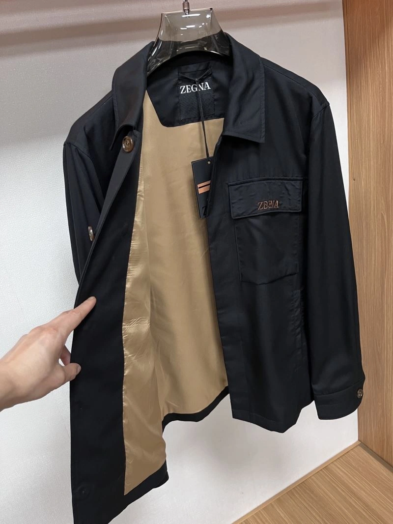 Moncler Outwear WeatherProof 142538