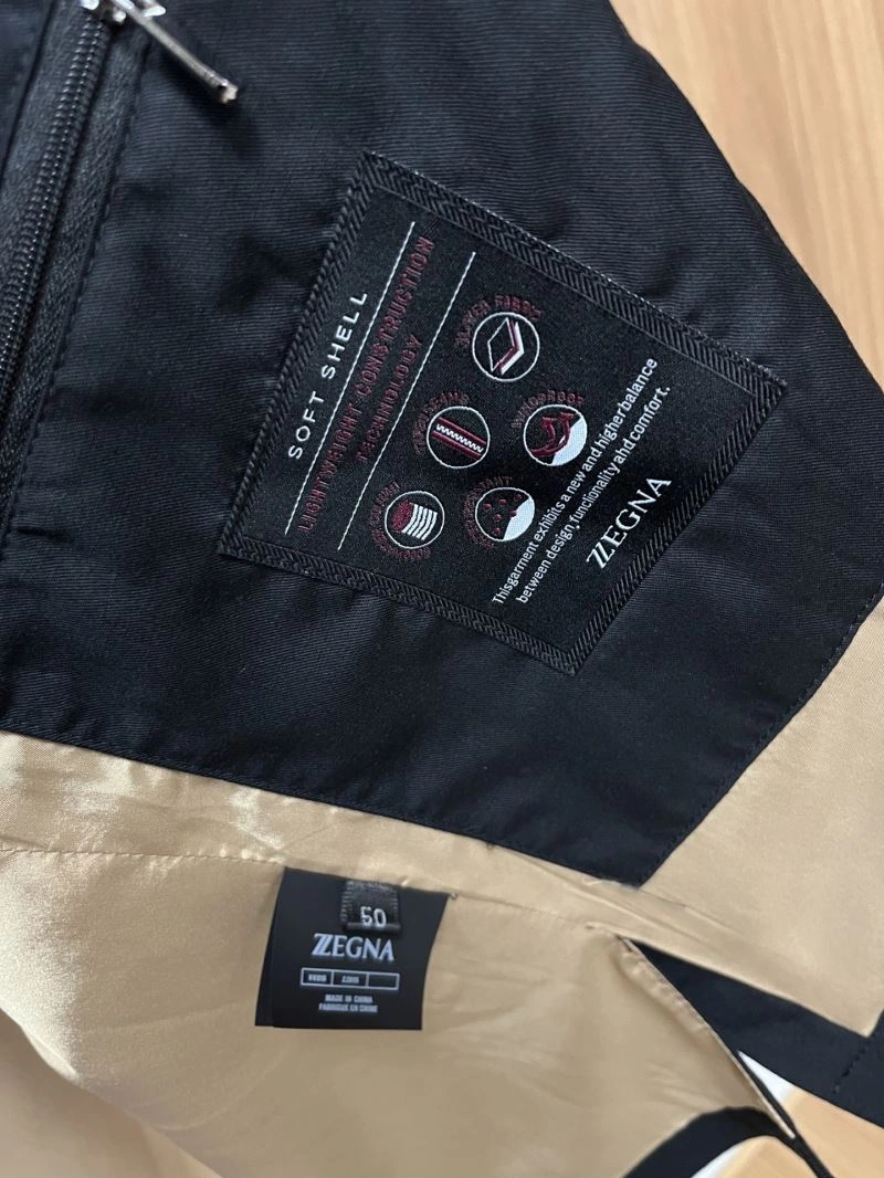 Moncler Outwear WeatherProof 142538
