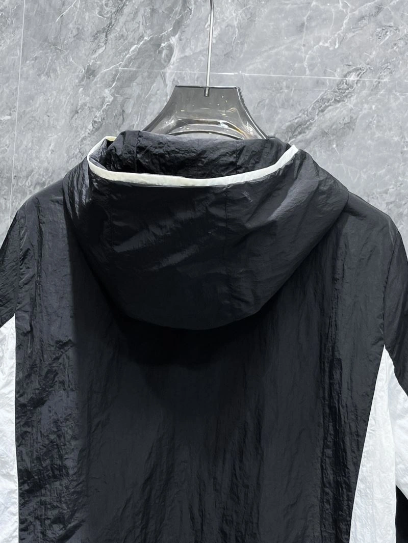 Moncler Outwear Durable 142530