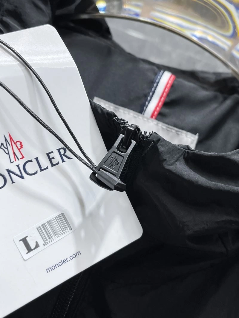 Moncler Outwear Durable 142530