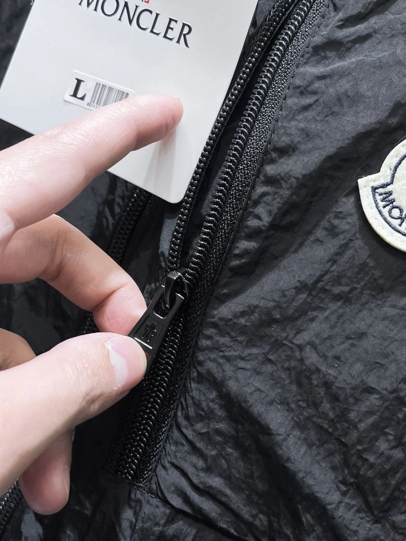 Moncler Outwear Durable 142530