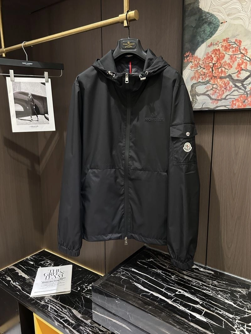 Moncler Outwear QuickDry 142525