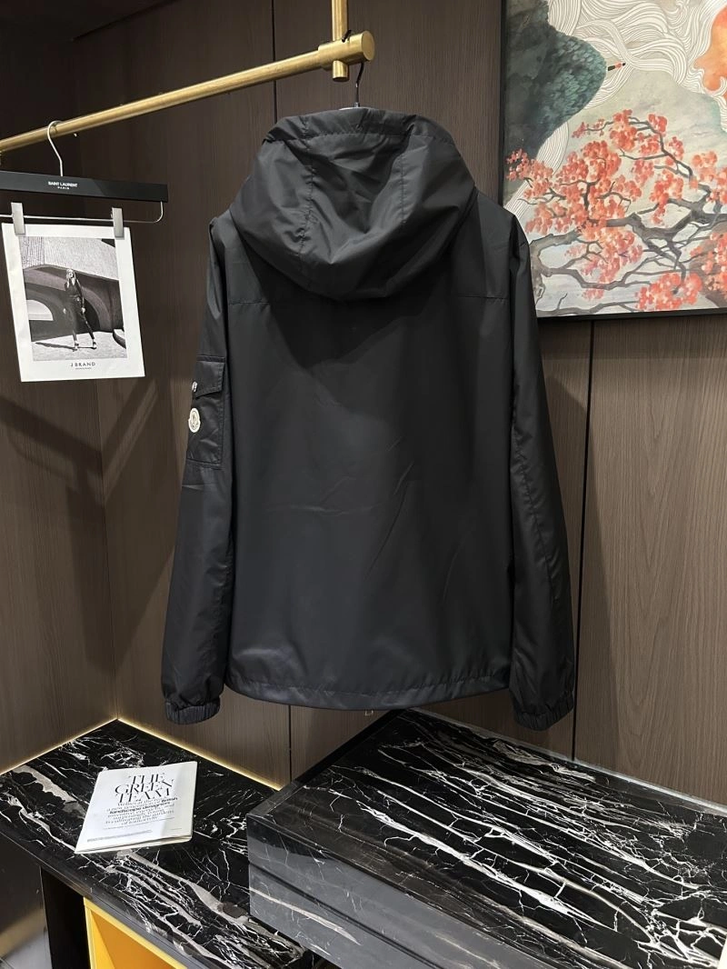 Moncler Outwear QuickDry 142525