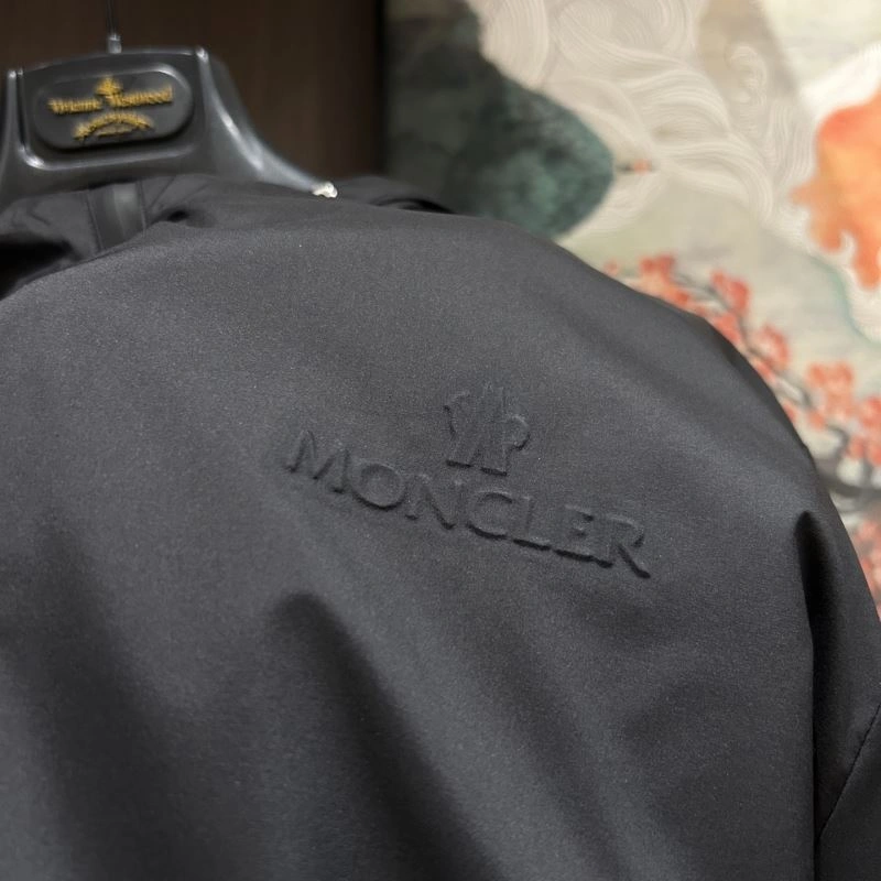 Moncler Outwear QuickDry 142525